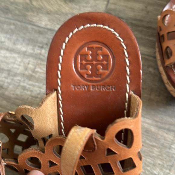 Tory Burch perforated brown cork wedge sandals. Size 11. - Picture 10 of 16